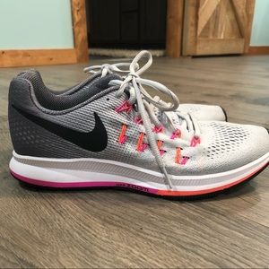 Size 9 Nike Zoom Pegasus 33
